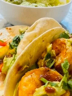 Easy Shrimp Fajitas with Creamy Avocado Sauce | Quick 30-Minute Dinner